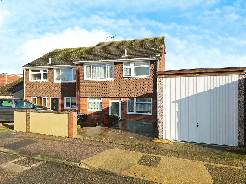 5 bed semidetached house for sale in St. James Avenue, Ramsgate, Kent