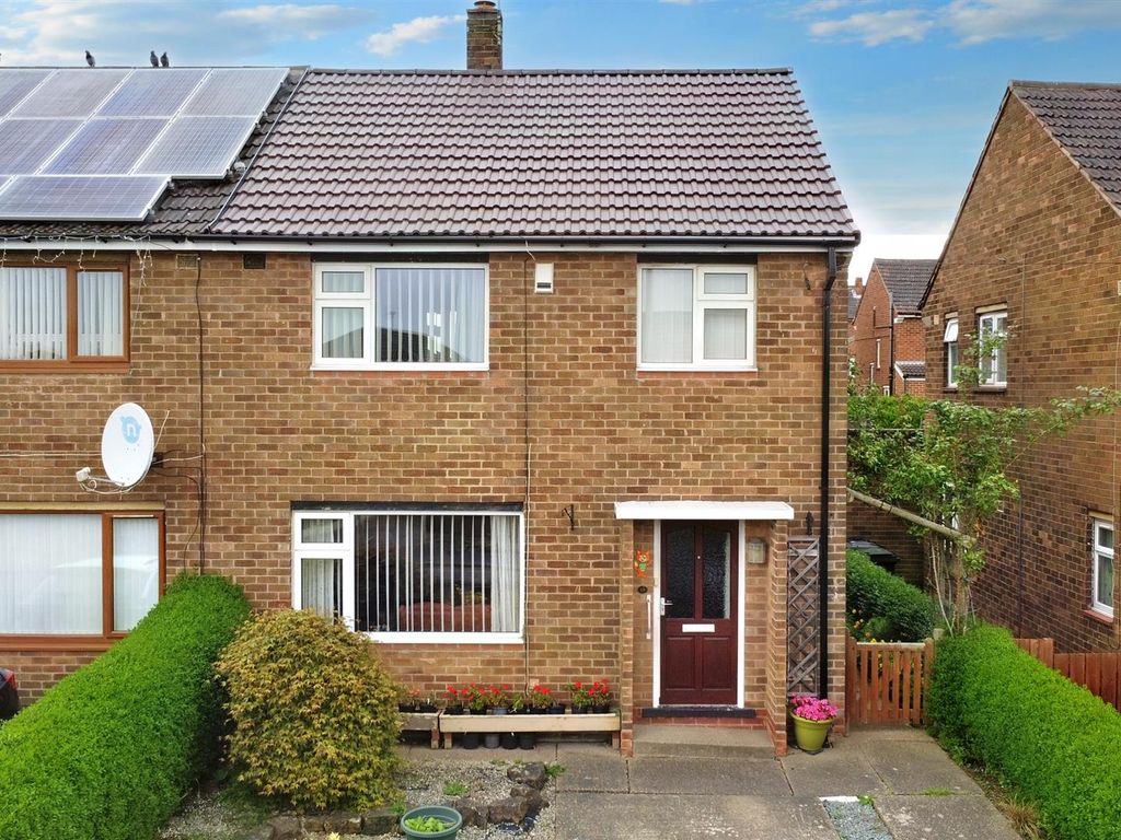 Semidetached house for sale in Bagnall Avenue, Arnold, Nottingham NG5 Zoopla