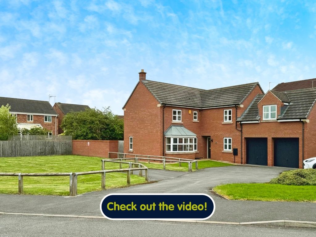 4 bed detached house for sale in Mill Dam Drive, Beverley HU17, £