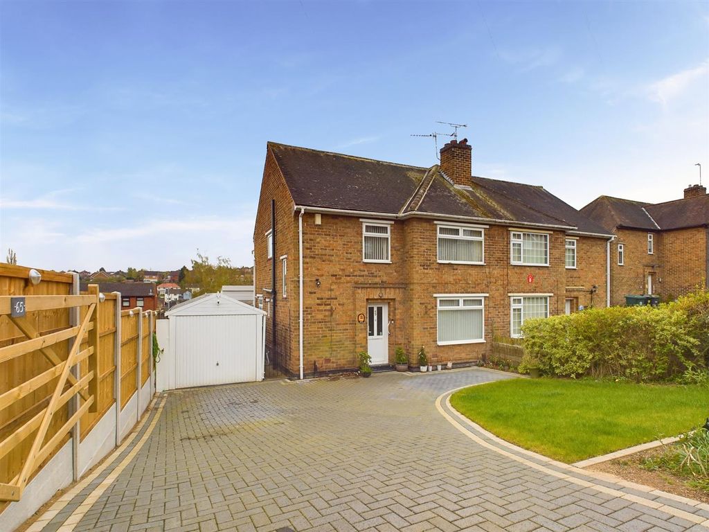 3 bed semidetached house for sale in Fraser Road, Carlton, Nottingham