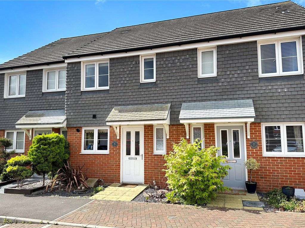 2 bed terraced house for sale in Stanford Acre, Littlehampton, West