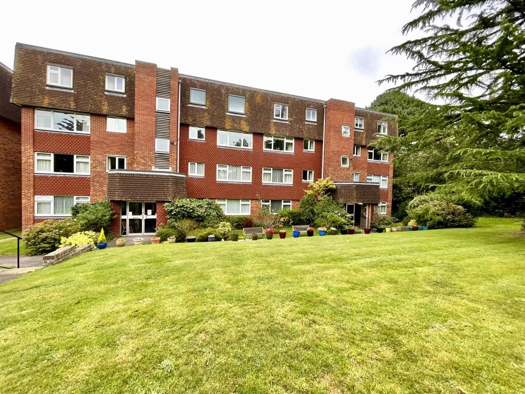 2 bed flat for sale in Broad Oak Coppice, St. Marks Close, BexhillOn