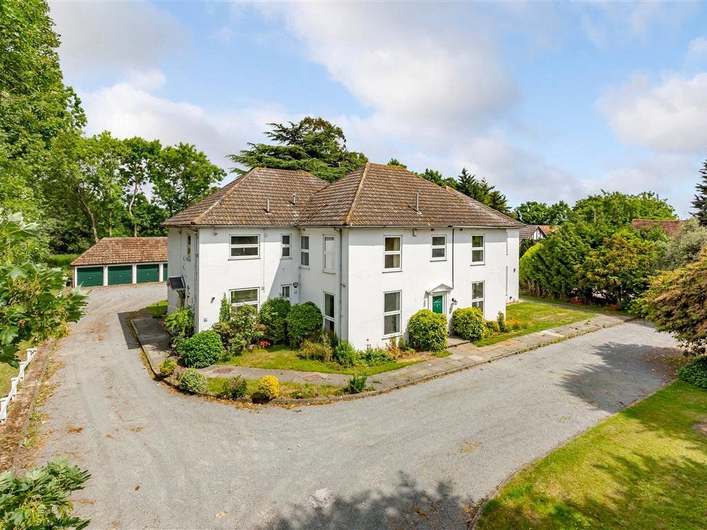 Studio to rent in Cranham Place, Ockendon Road, Upminster RM14 Zoopla