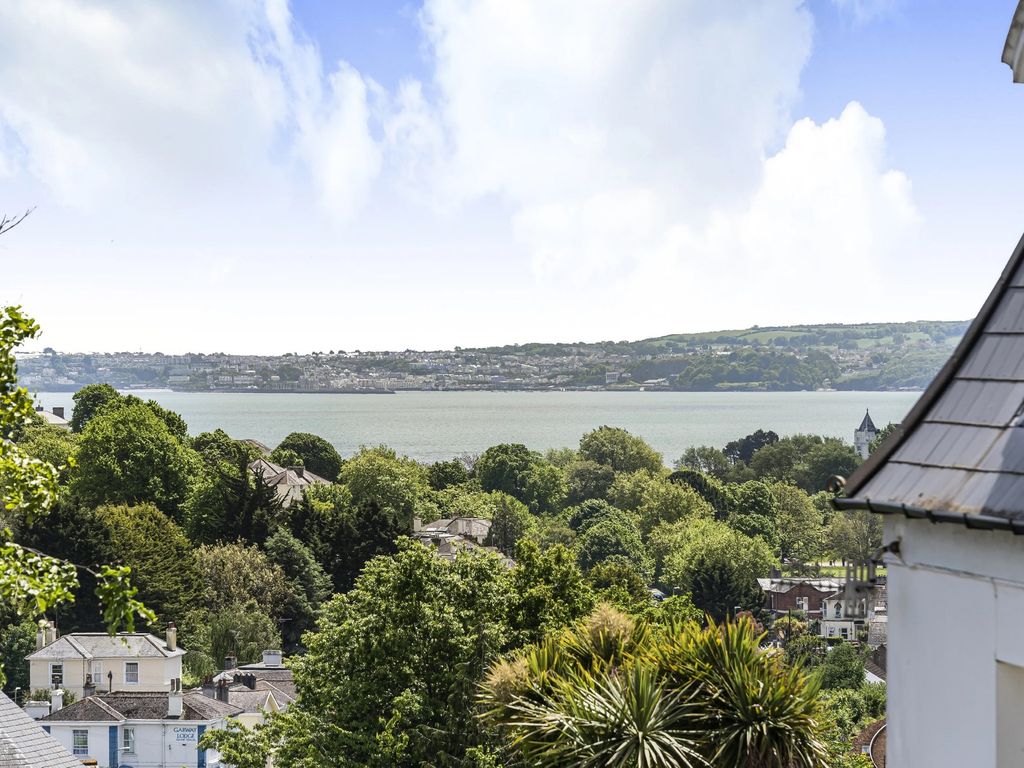St. Michaels Close, Devon, Torquay TQ1