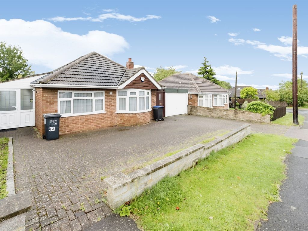 2 bed detached bungalow for sale in Queenswood Avenue, Abington