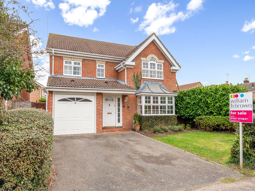 4 bed detached house for sale in Wallace Binder Close, Maldon CM9 Zoopla