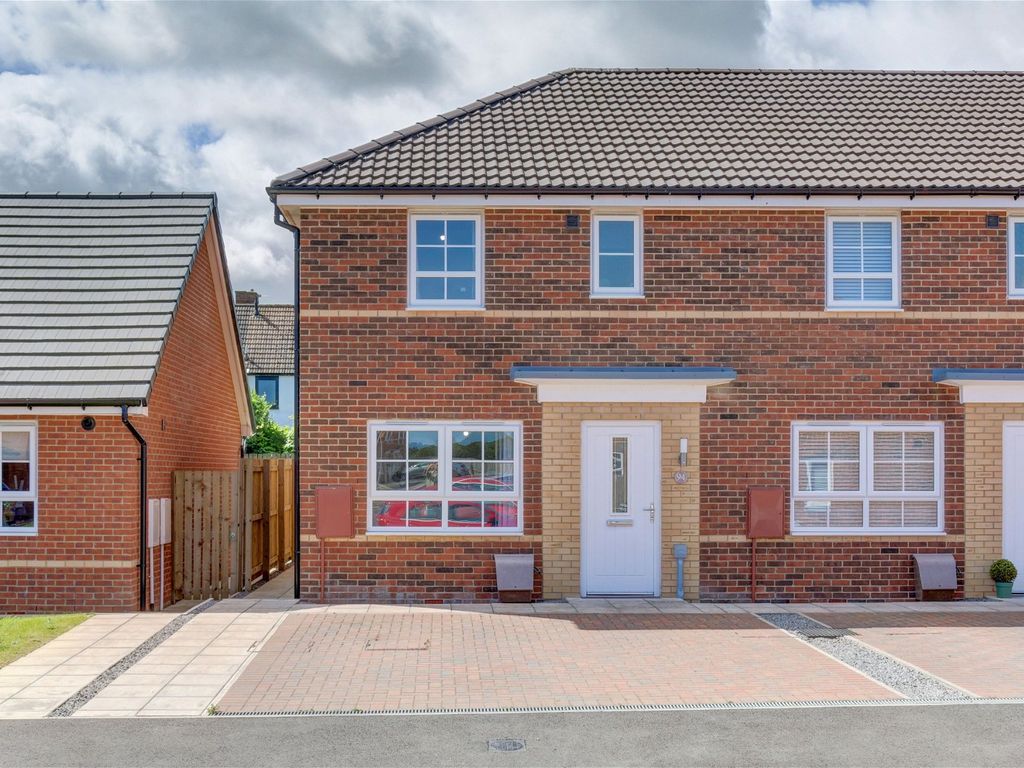 3 bed end terrace house for sale in Bluebell Drive, Pegswood NE61, £