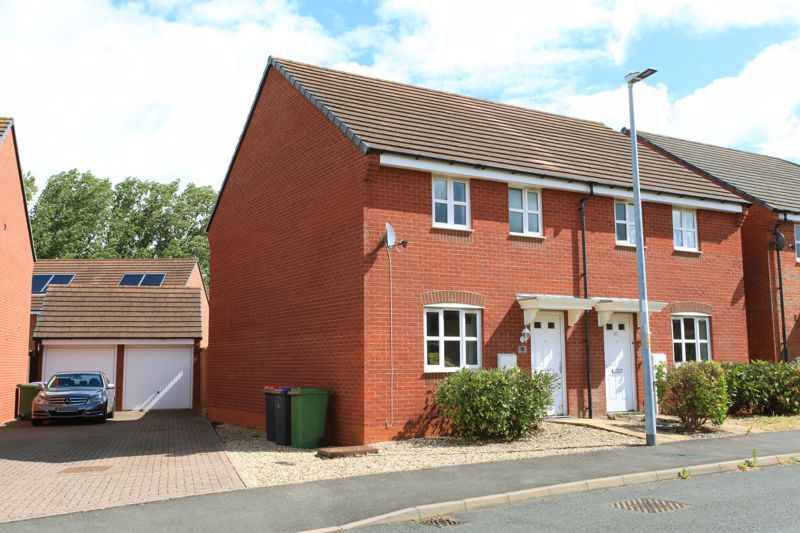 3 bed semidetached house for sale in Oakworth Close, Trench Lock