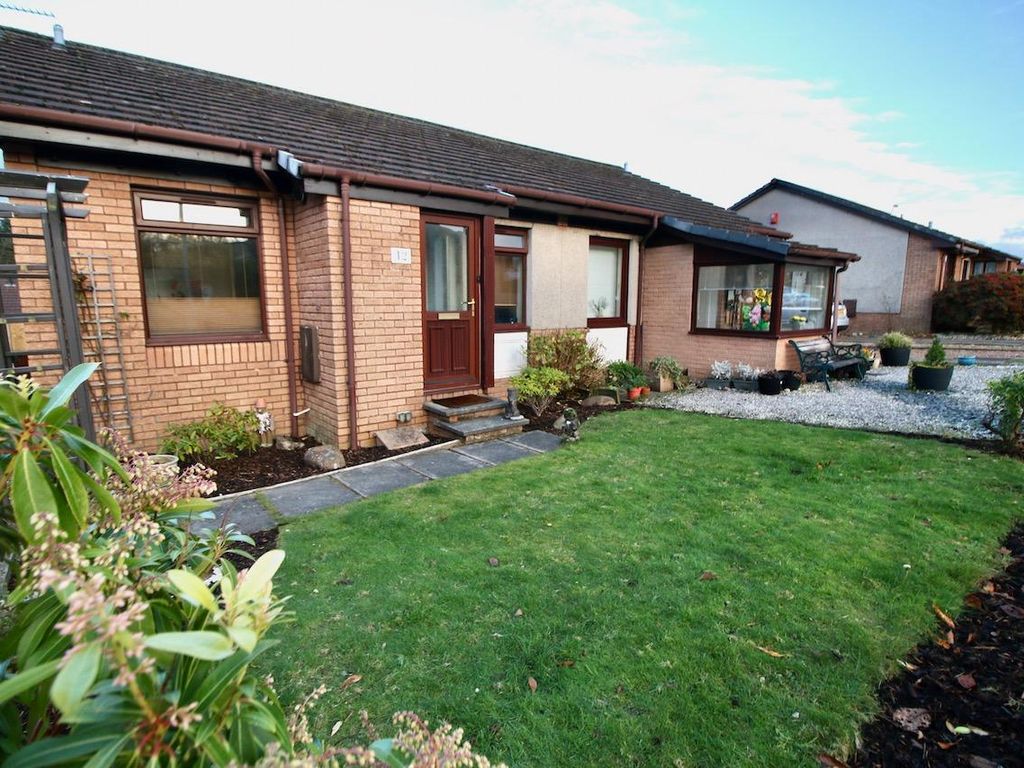 2 bed semidetached bungalow for sale in Broomknowe, Cumbernauld