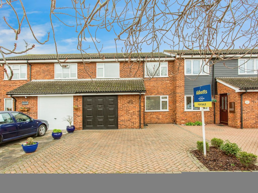 3 bed terraced house for sale in Cornworthy, Shoeburyness, SouthendOn