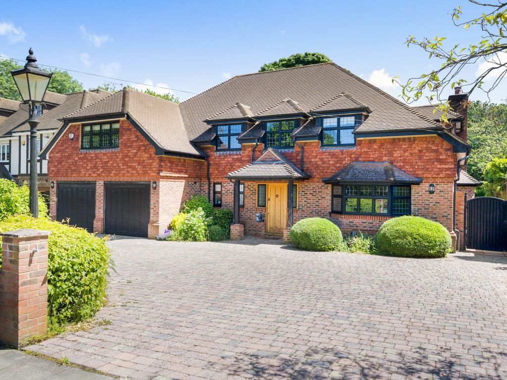 5 bed detached house for sale in Oxenden Wood Road, Chelsfield