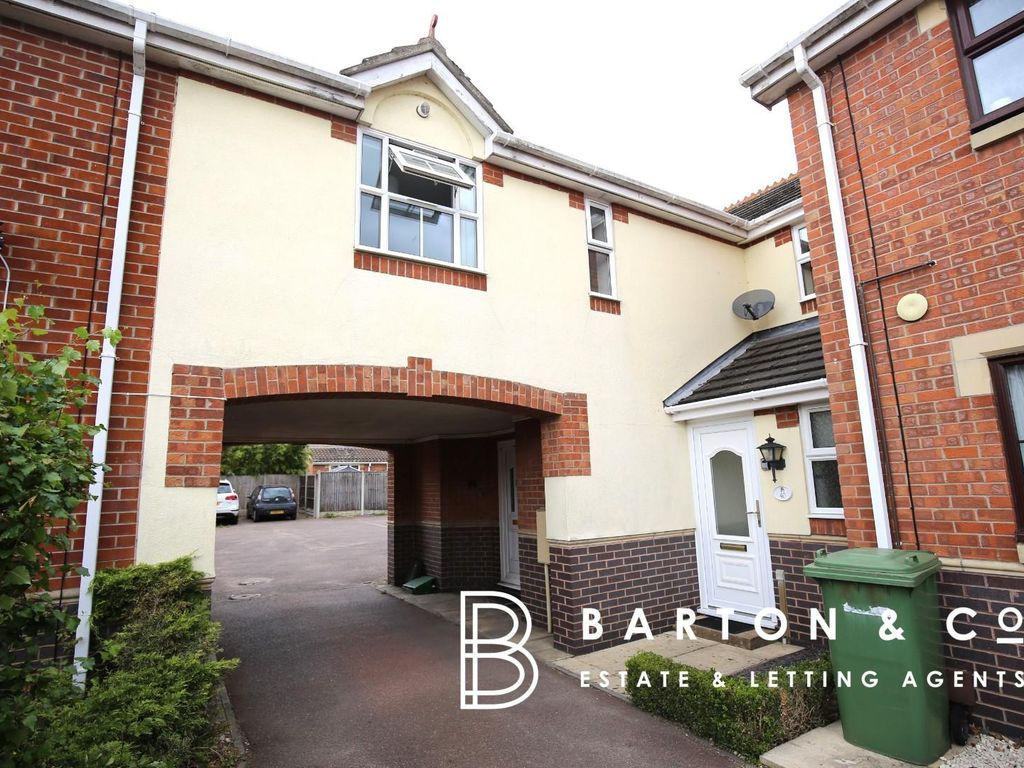 3 bed end terrace house to rent in Parliament Court, Thorpe St. Andrew