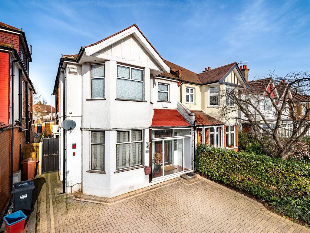 4 bed semidetached house for sale in Thornbury Avenue, Isleworth TW7