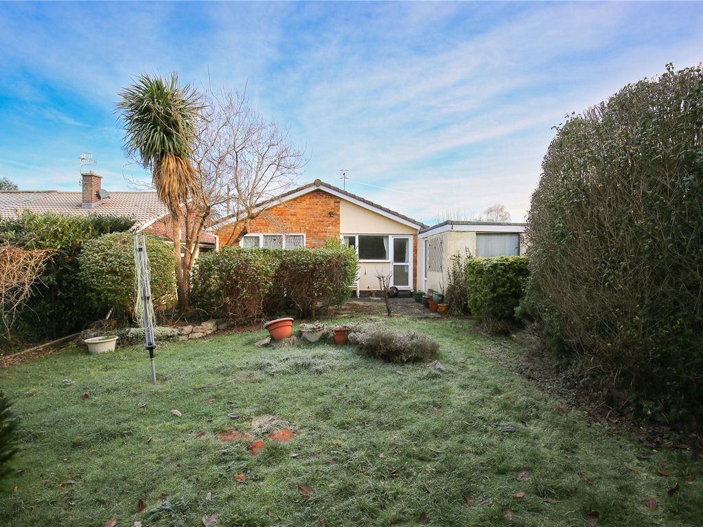 3 bed bungalow for sale in Gordano Gardens, EastonInGordano, Bristol