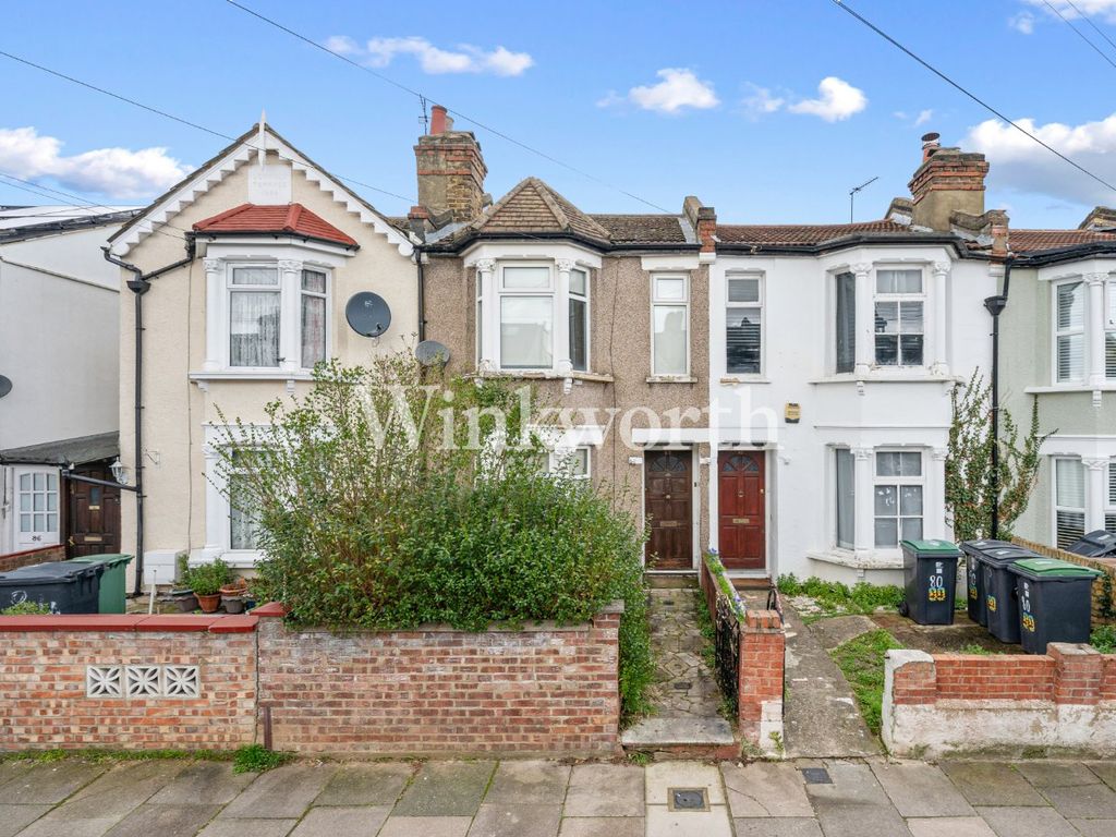 2 bed terraced house for sale in Seaford Road, London N15, £580,000 Zoopla