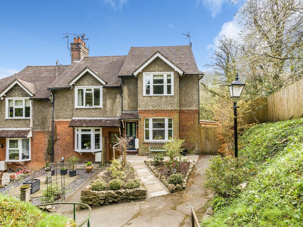 3 bed end terrace house for sale in Holyoake Terrace, Sevenoaks TN13