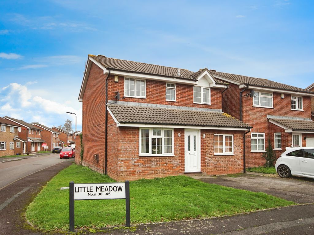 4 bed detached house for sale in Little Meadow, Bradley Stoke, Bristol