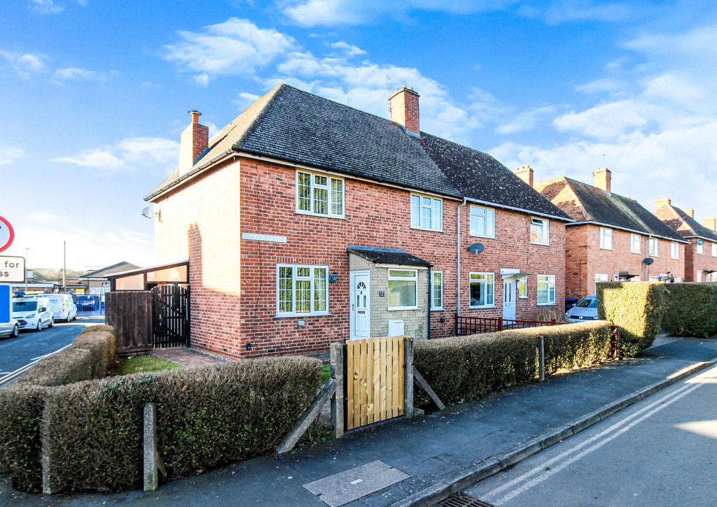 3 bed semidetached house for sale in Hawthorn Road, Leamington Spa