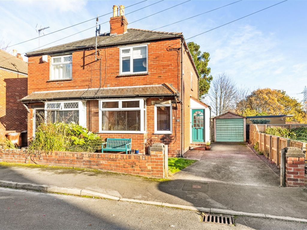 2 bed semidetached house for sale in Vickers Avenue, Leeds LS5, £