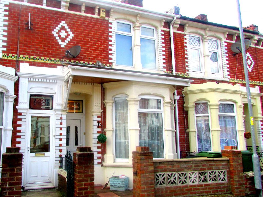 3 bed terraced house to rent in Belgravia Road, Portsmouth, Hampshire