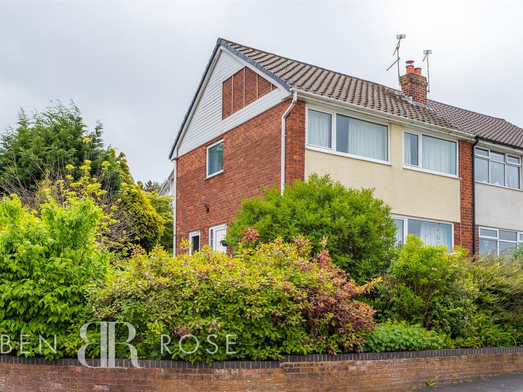 3 bed semidetached house for sale in Cliffe Drive, WhittleLeWoods