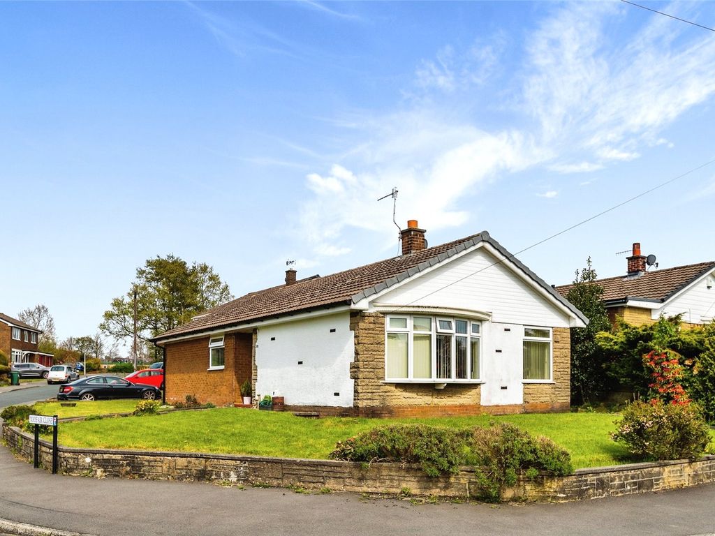 3 bed bungalow for sale in Mayfair Close, Helmshore, Rossendale
