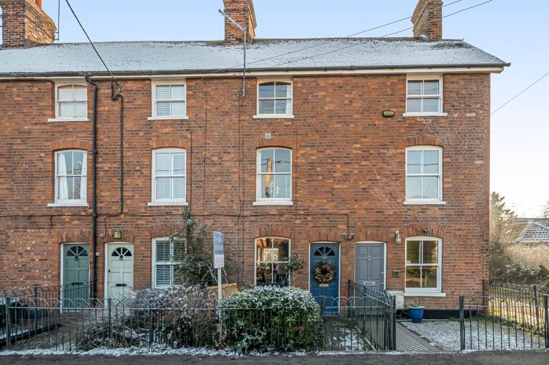 3 bed terraced house for sale in Papist Way, Cholsey, Wallingford OX10