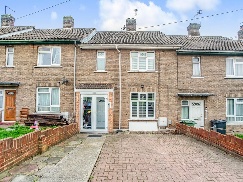 2 bed terraced house for sale in Trevithick Drive, Dartford DA1 Zoopla