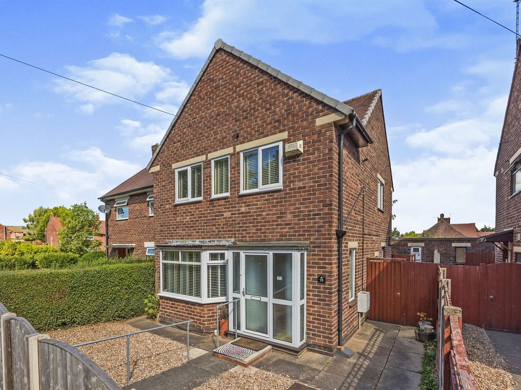 3 bed semidetached house for sale in Ruffs Drive, Hucknall, Nottingham