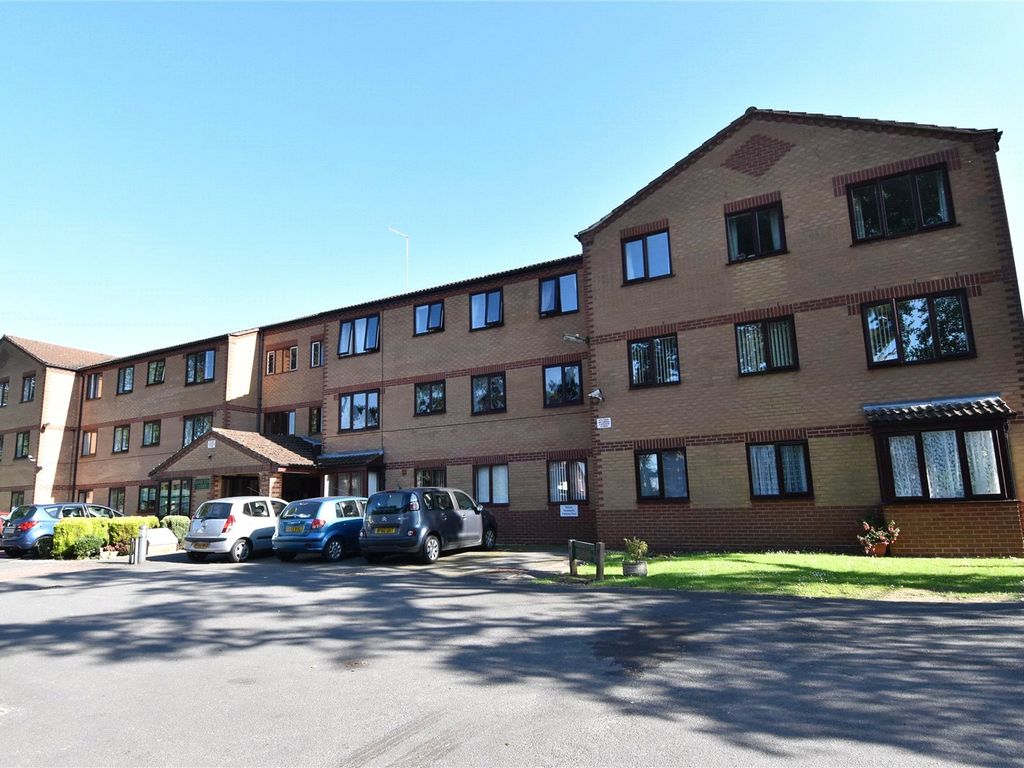 2 bed flat for sale in Northfield Road, Kings Norton, Birmingham B30