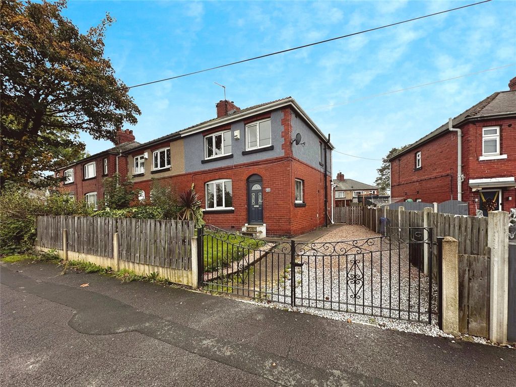 3 bed semidetached house for sale in Birkwood Avenue, Cudworth
