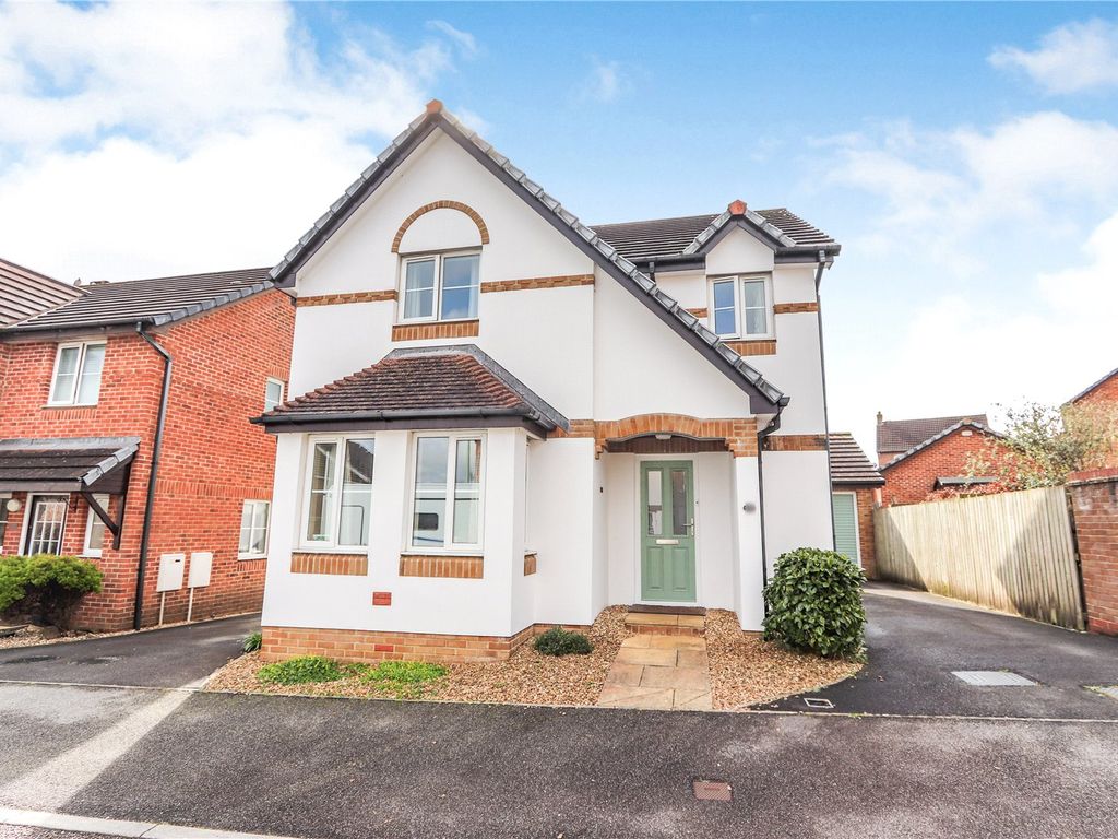 4 bed detached house for sale in Benson Drive, Northam, Bideford EX39