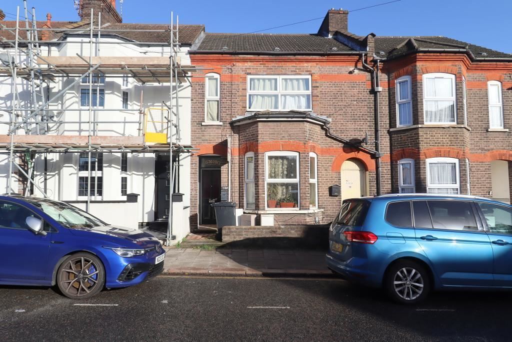 Crawley Road Luton LU1  