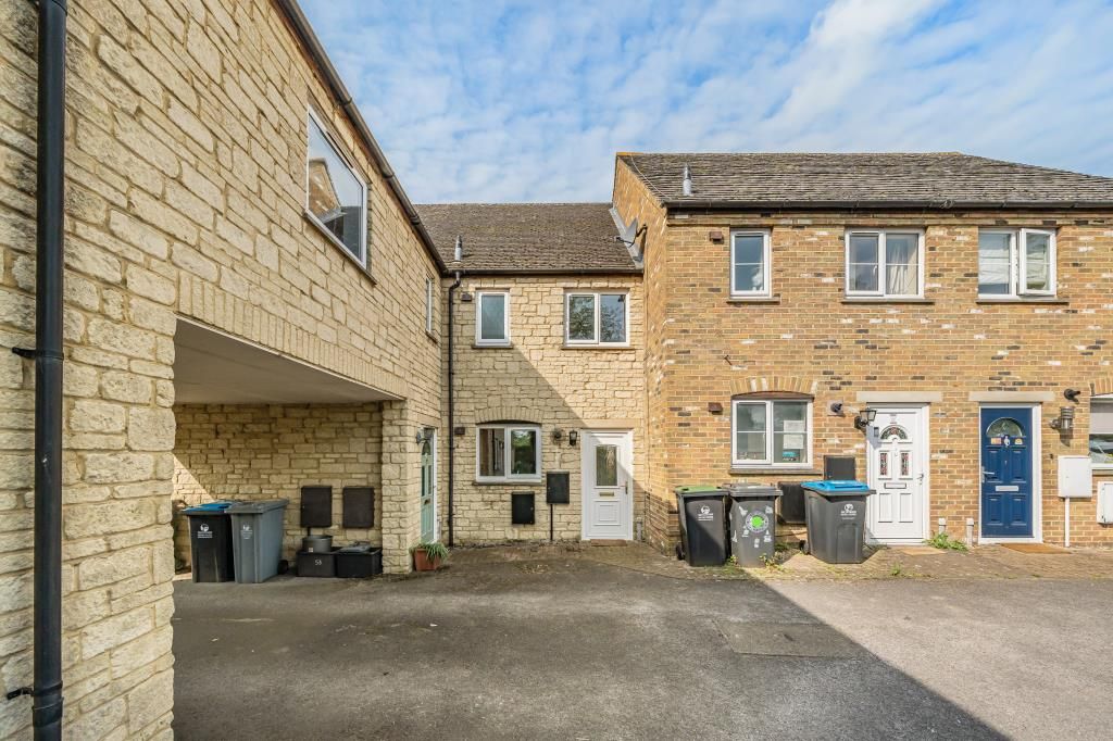 2 bed terraced house to rent in Barrington Close, Witney OX28 Zoopla