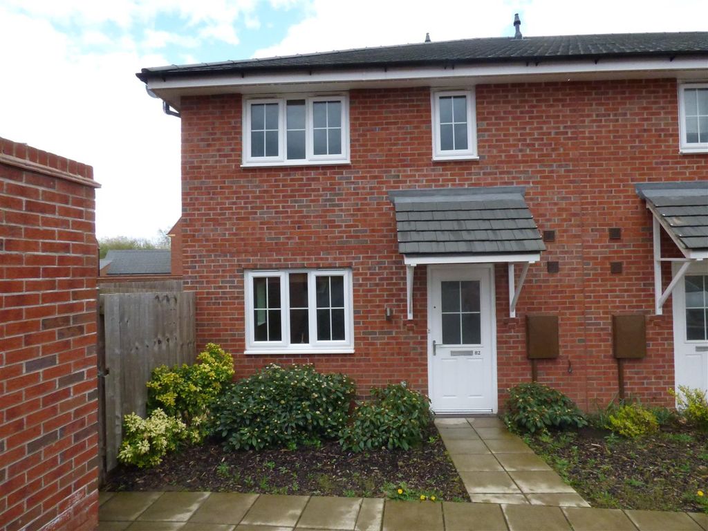 2 bed end terrace house to rent in Suffolk Way, Church Gresley