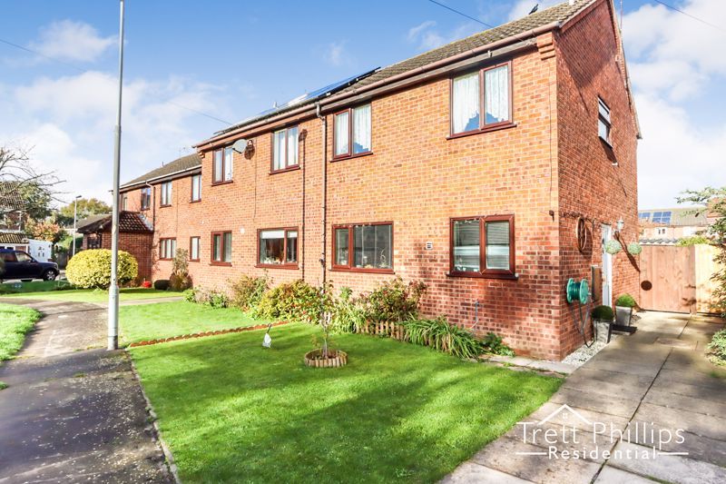 3 bed semidetached house for sale in Neville Road, Sutton, Norwich