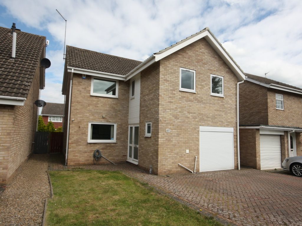 4 bed detached house to rent in Falcon Way, Guisborough, Cleveland TS14
