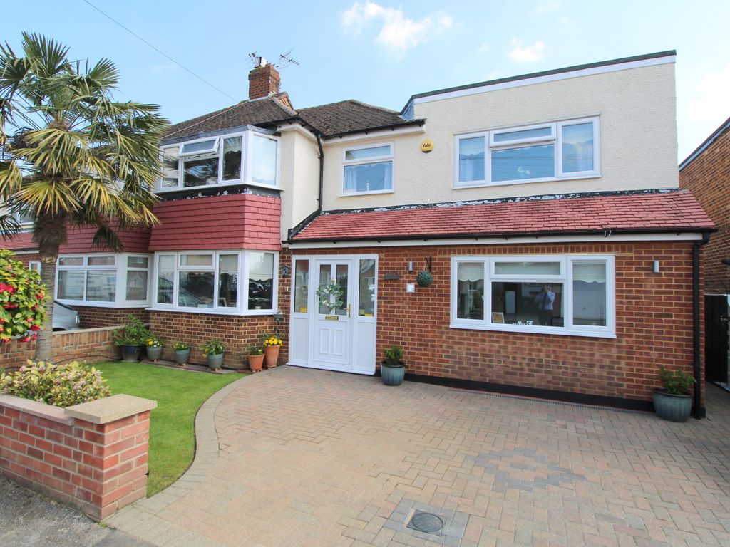 5 bed semidetached house for sale in Edward Way, Ashford TW15 Zoopla