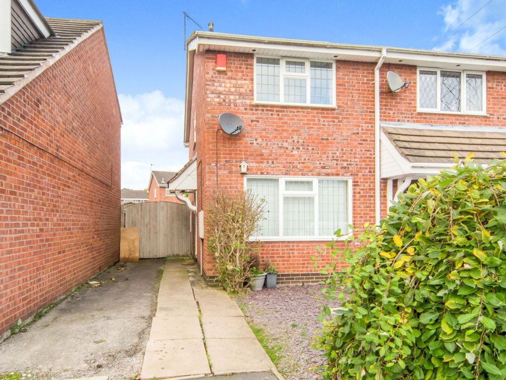 2 bed town house for sale in Greenlea Close, Trentham, StokeOnTrent