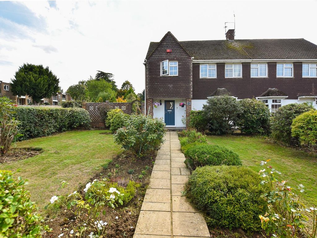 4 bed semidetached house for sale in The Avenue, Aylesford ME20 Zoopla
