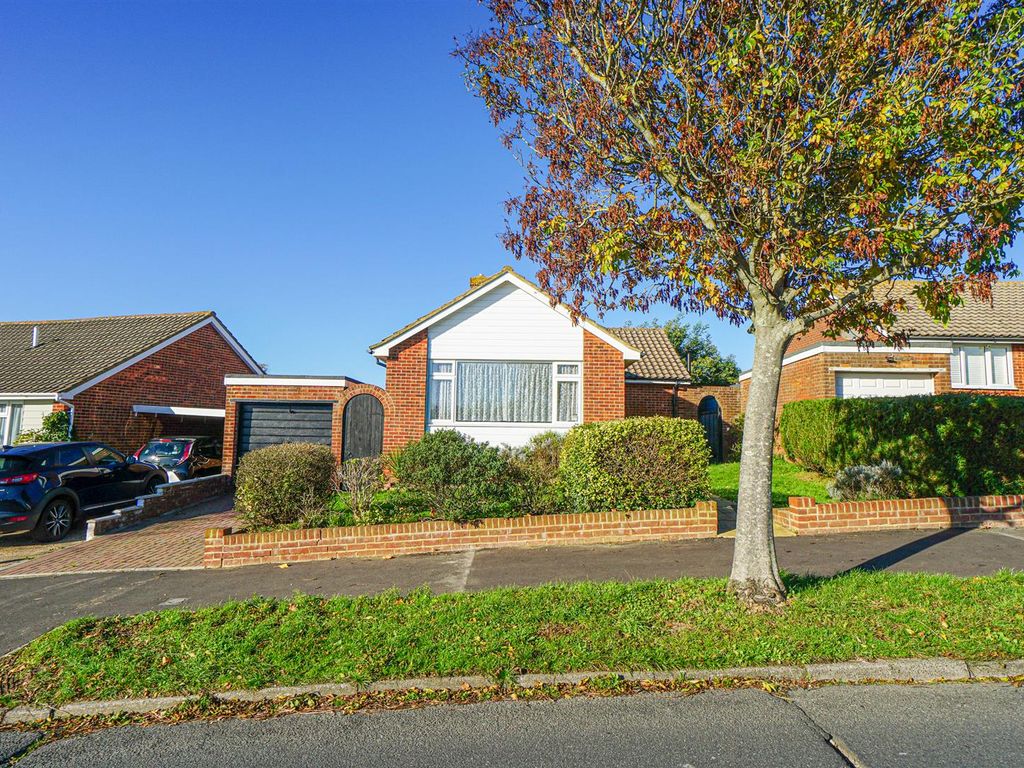 2 bed detached bungalow for sale in Parkstone Road, Hastings TN34 Zoopla