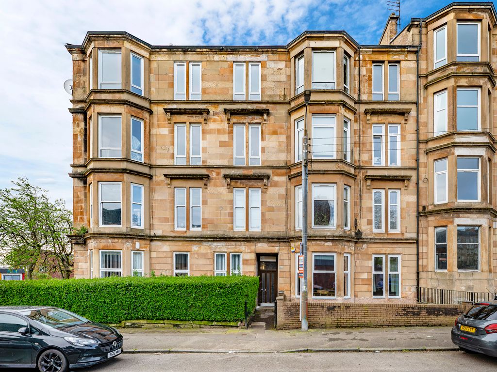 2 bed flat for sale in Ingleby Drive, Dennistoun, Glasgow G31, £185,000