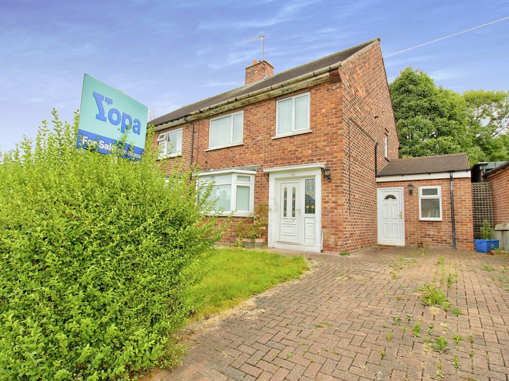 3 bed semidetached house for sale in Renway Road, Broom, Rotherham S60