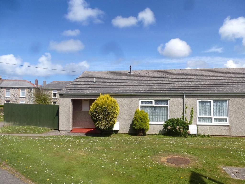 2 bed semidetached bungalow for sale in Penwartha Road, Paynters Lane End, Redruth, Cornwall