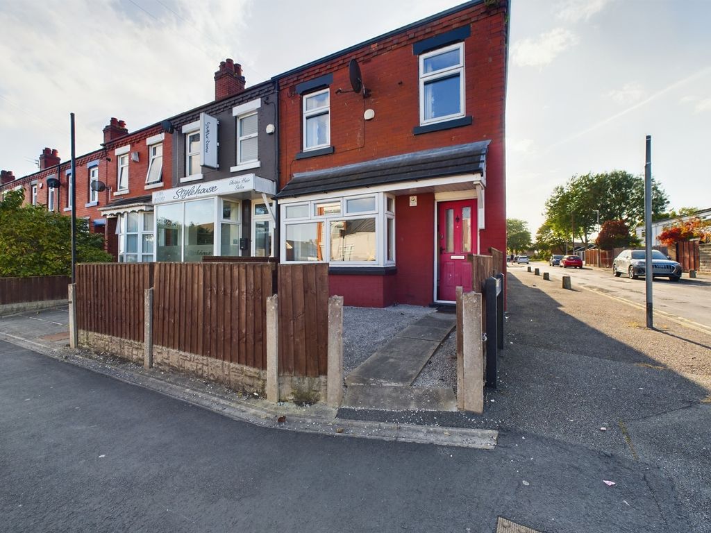 3 bed end terrace house for sale in Clock Face Road, Clock Face, St