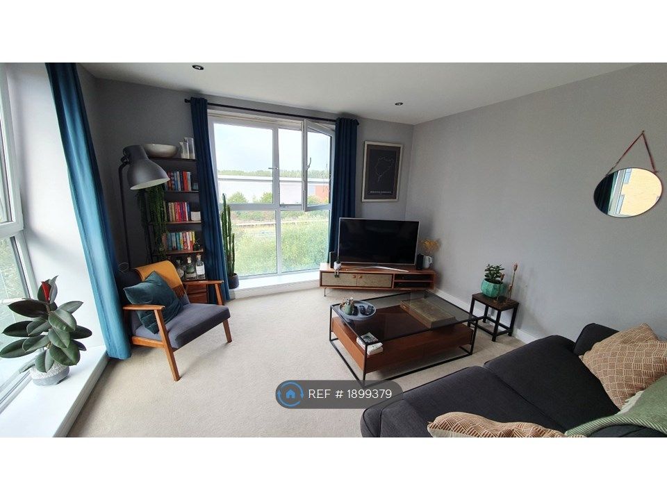 2 bed flat to rent in Osprey House, Reading RG2, £1,650 pcm Zoopla