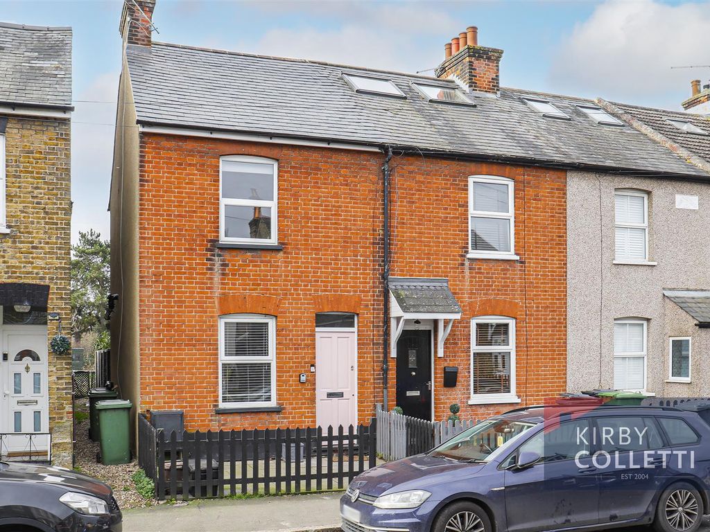 3 bed end terrace house to rent in Old Highway, Hoddesdon EN11, £1,850