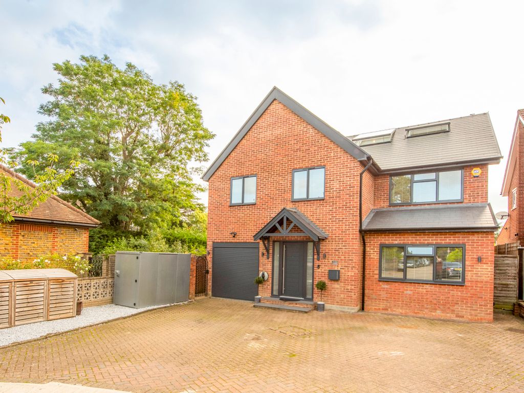 5 bed detached house for sale in Rickards Close, Surbiton KT6, £