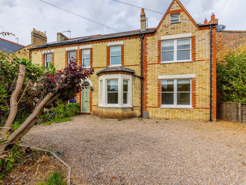 4 bed semidetached house to rent in Blinco Grove, Cambridge