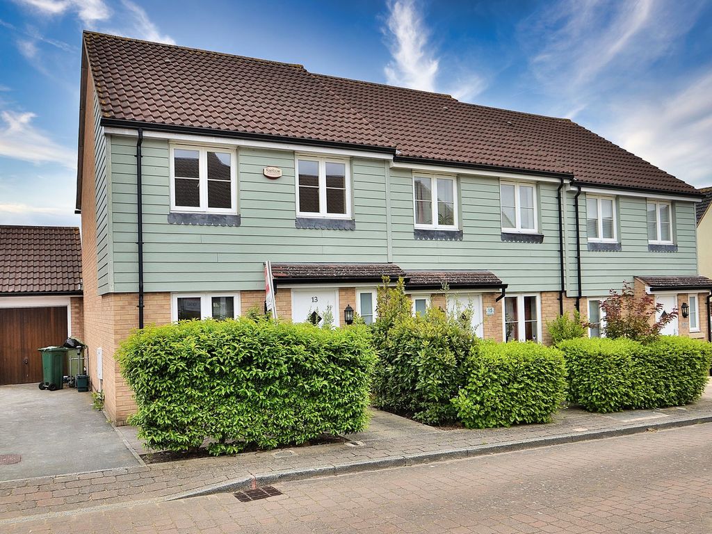 3 bed end terrace house for sale in Davis Grove, Oxley Park MK4, £